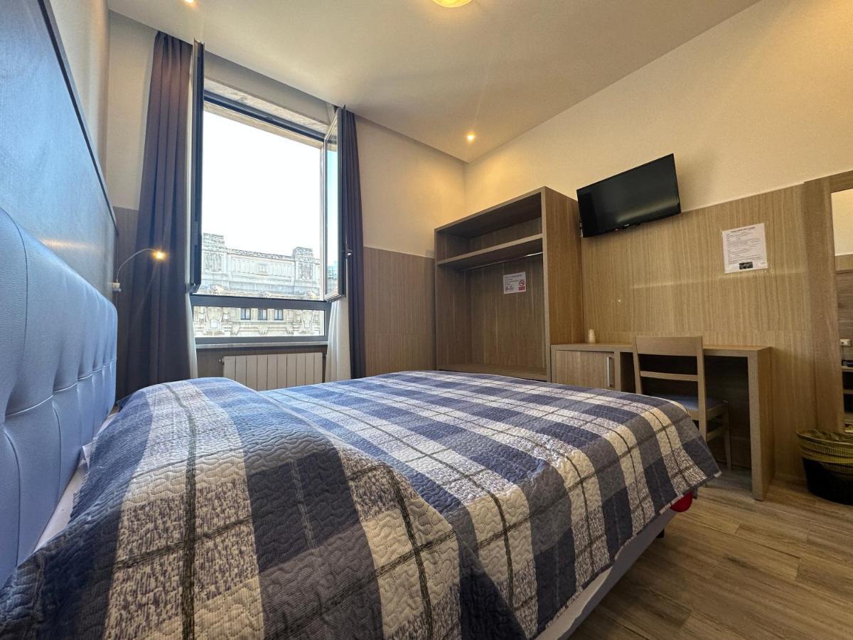 Hotel Midway Milánó Kültér fotó